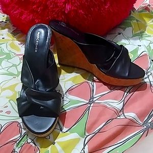 MARC FISHER PLATFORM SHOES